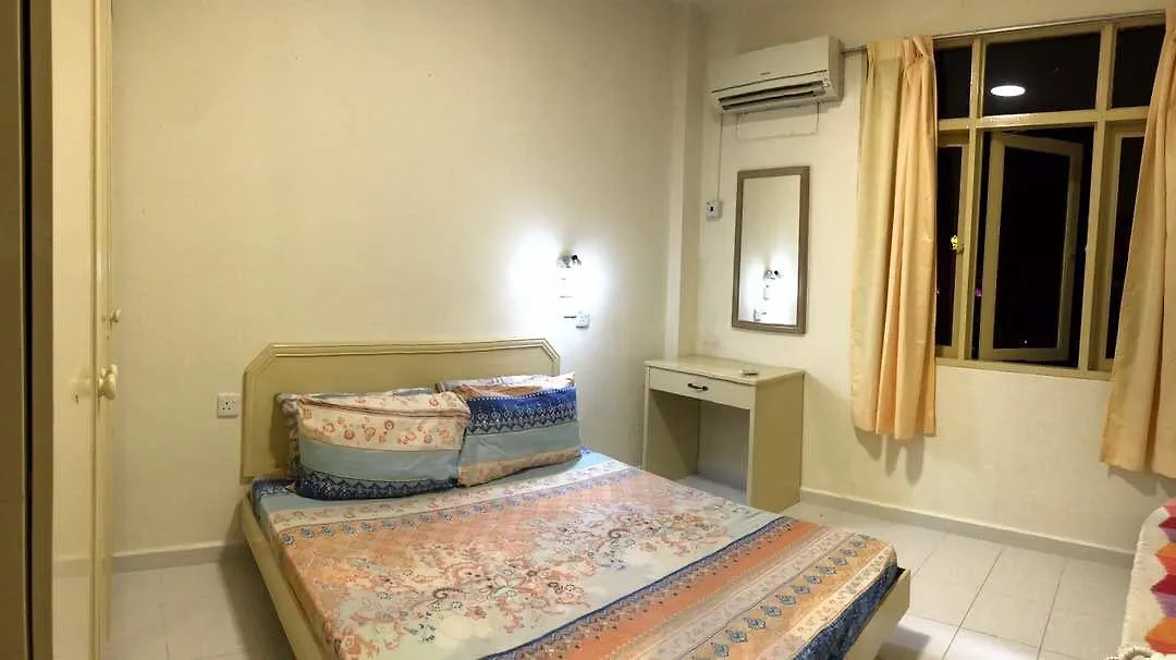 Bayu Emas Guesthouse Apartment Batu Ferringhi